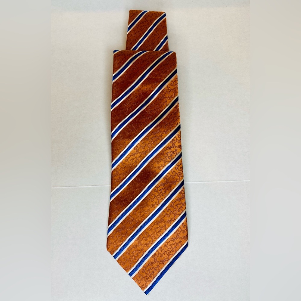 Elegant Vintage Daniel De Fasson Studio Striped Orange/Navy Striped Neck Tie.